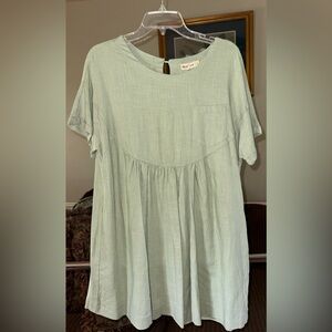 NWT New in Light Mint Short Sleeve Tunic Dress with Front Pocket